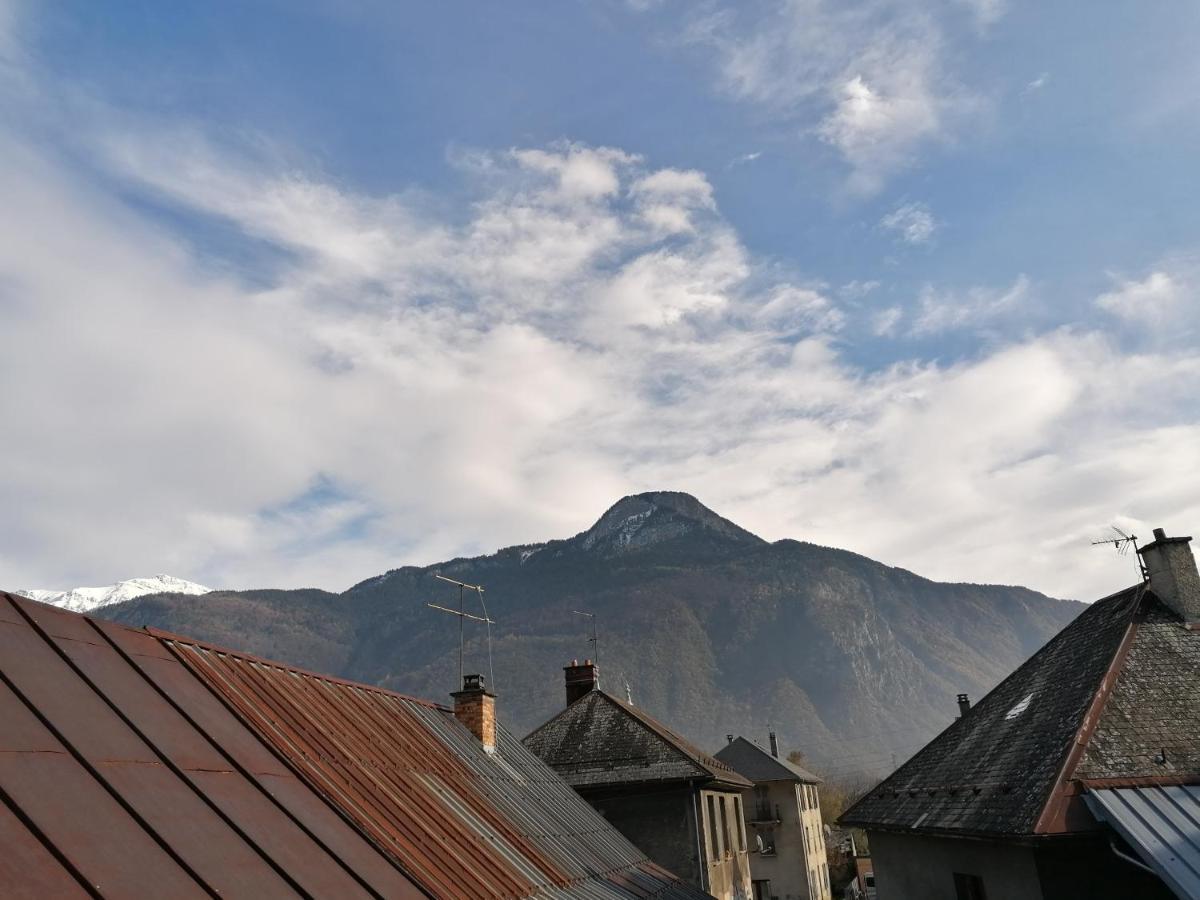 Au Coeur De La Maurienne Apartment *